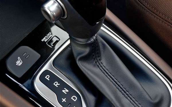 Penyebab Mobil Matic Mundur Bergetar